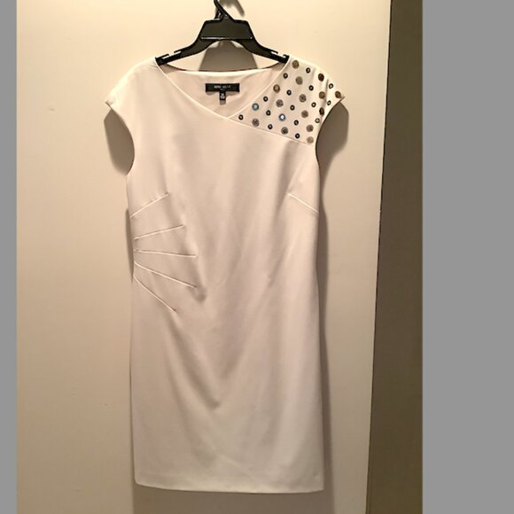 Nine West Sleeveless, Cream Dress w/ embellishments, Size 14, lined w/ side zip - Picture 1 of 16